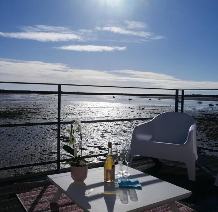 Arsav Vue Mer Et Plage Port-Louis Zewnętrze zdjęcie
